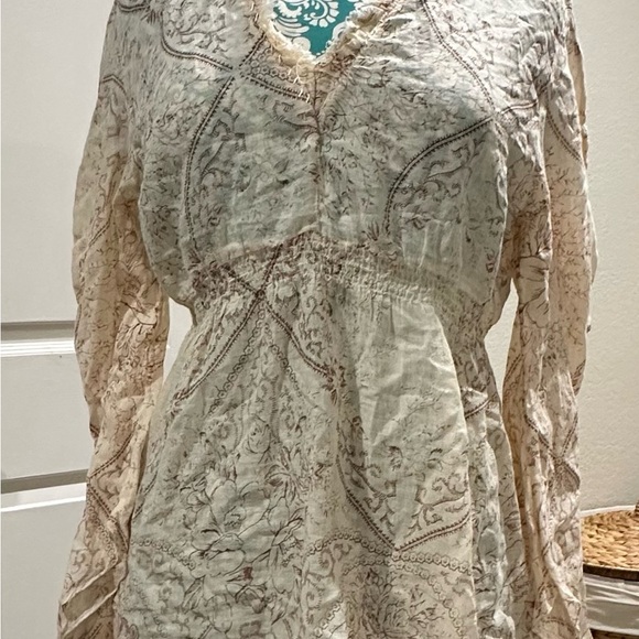 Elegant Cream and Brown Floral Blouse. 100% cotton - Picture 1 of 7